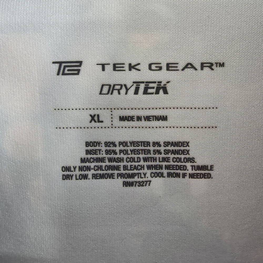 Tek Gear Women's Purple Abstract Jacket - Picture 3 of 3